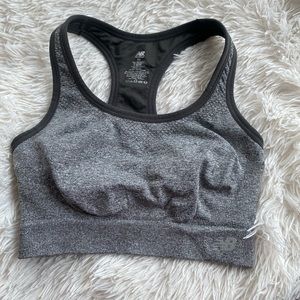 New Balance Seamless Sports Bra